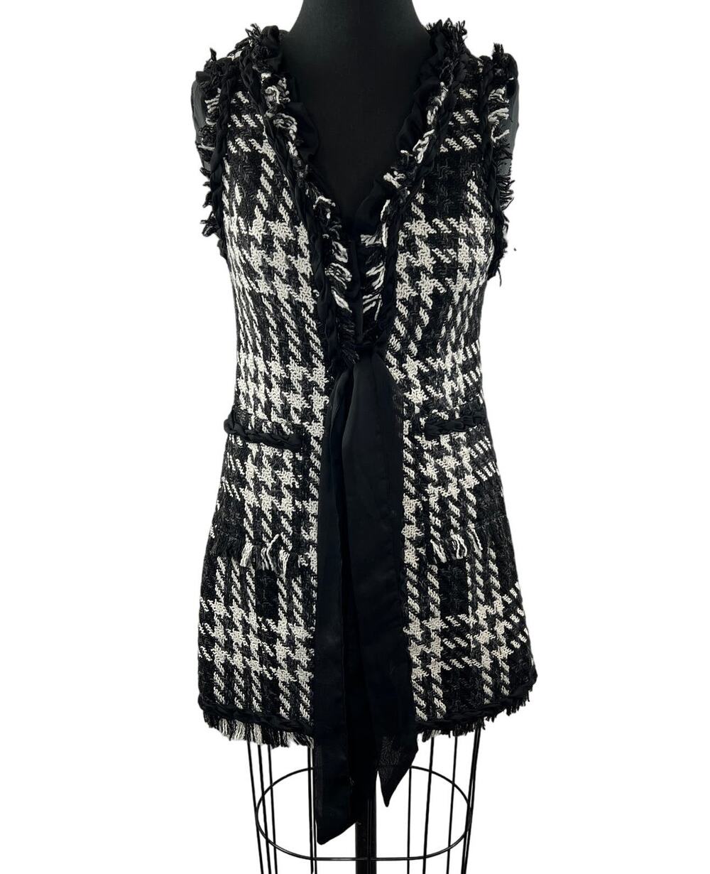 GRACIA Black White Plaid Sleeveless Fringe Trim Self Tie Vest w/ Pockets Size M
